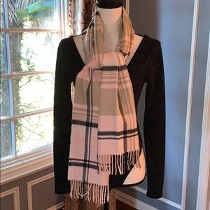 100% cashmere scarf